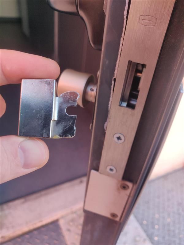 Serrure à remplacer